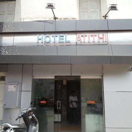 Hotel Atithi Ahmadábád Kültér fotó